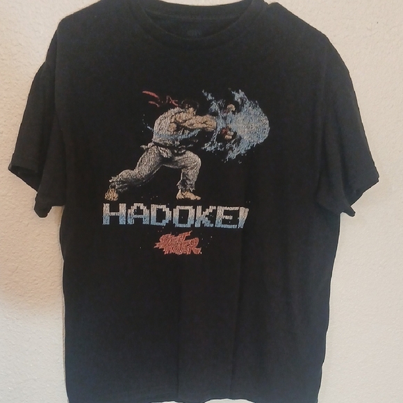 "Make Offer" Black Hadoken Graphic T-Shirt - Picture 1 of 3